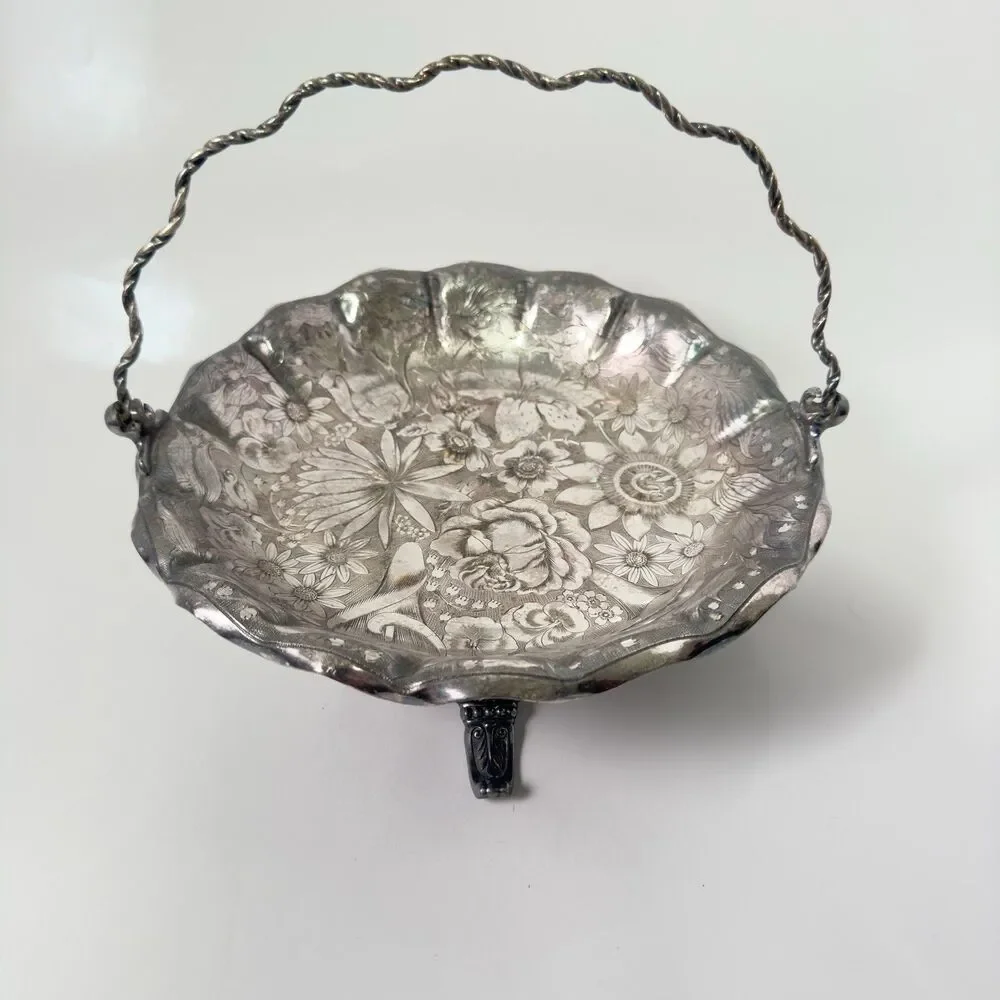 Silver pate James Tufts Tidbit Bowl Handled 1850 to 1890 Vintage True‎ Antique